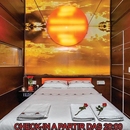 Motel Porto Dos Casais Порту-Алегрі Екстер'єр фото